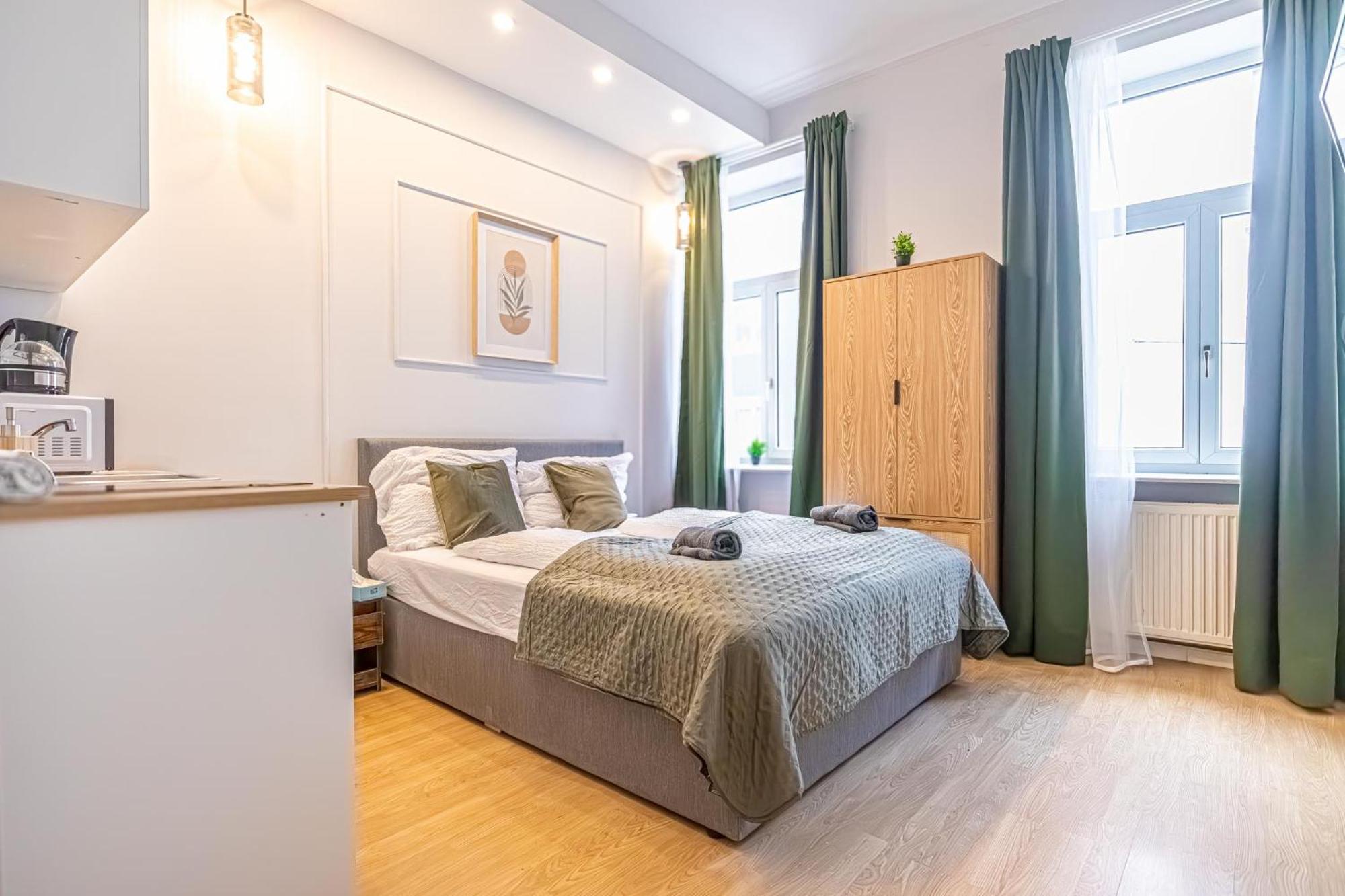 Spacious Shared Apartment Schoenbrunn Βιέννη Εξωτερικό φωτογραφία