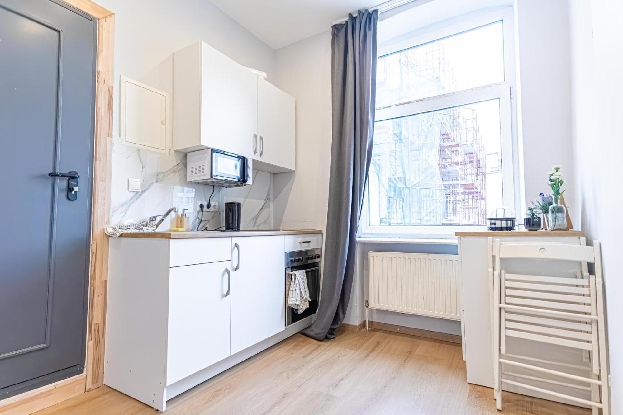 Spacious Shared Apartment Schoenbrunn Βιέννη Εξωτερικό φωτογραφία