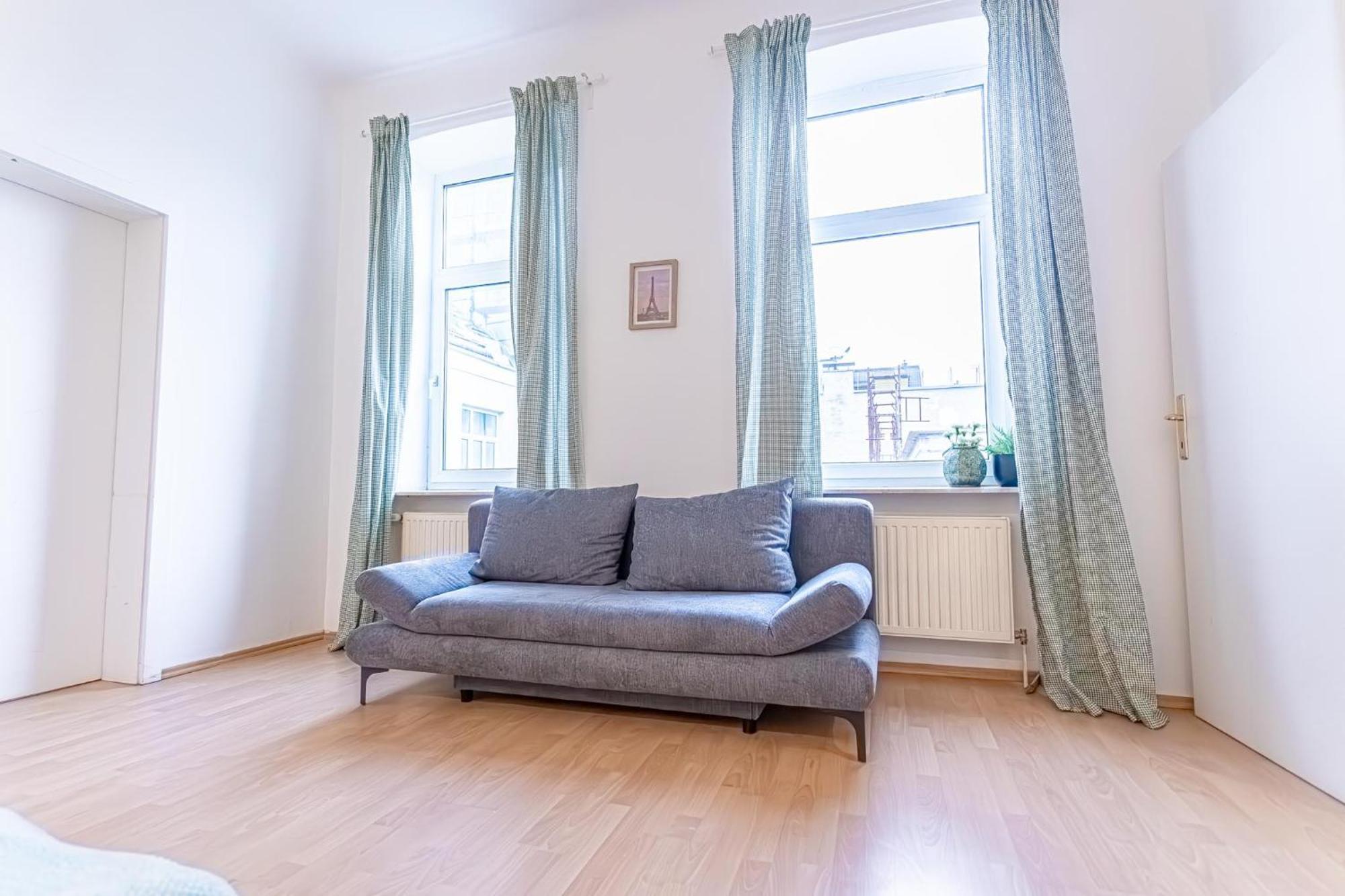 Spacious Shared Apartment Schoenbrunn Βιέννη Εξωτερικό φωτογραφία