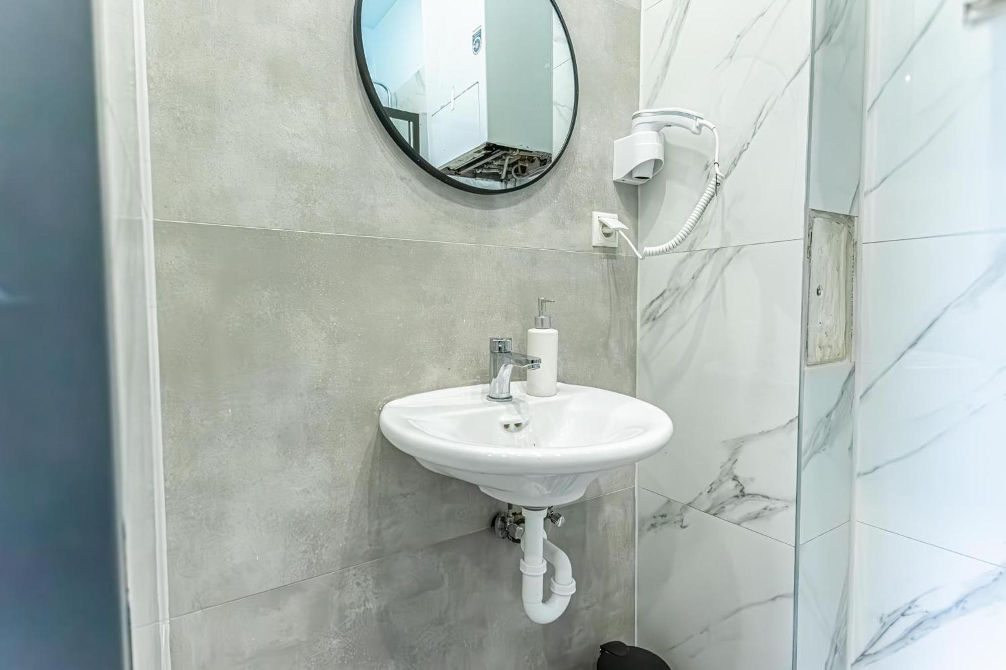 Spacious Shared Apartment Schoenbrunn Βιέννη Εξωτερικό φωτογραφία